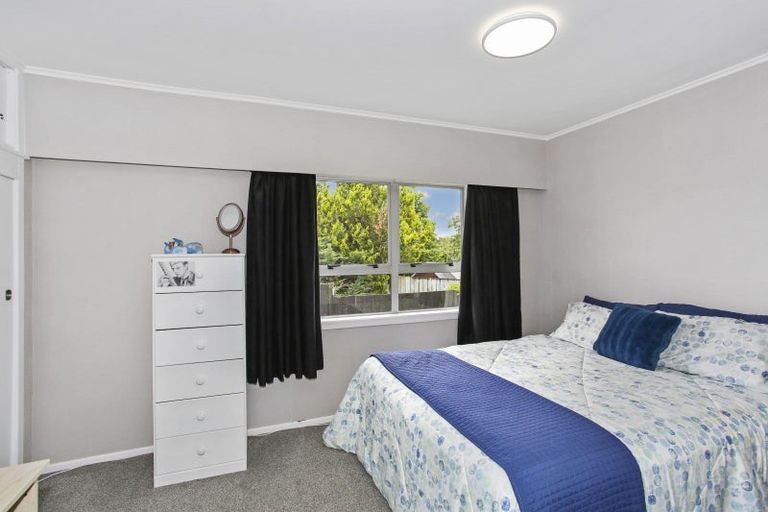 Photo of property in 13 Hanover Place, Pahurehure, Papakura, 2113