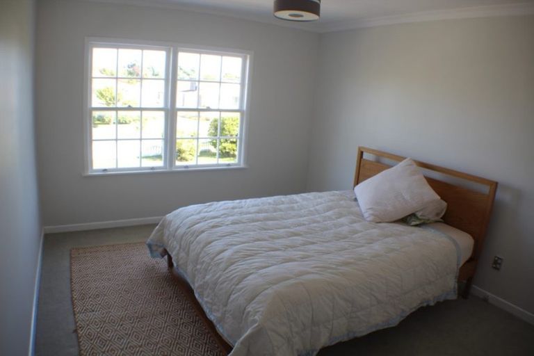 Photo of property in 42 Wai-iti Crescent, Woburn, Lower Hutt, 5010