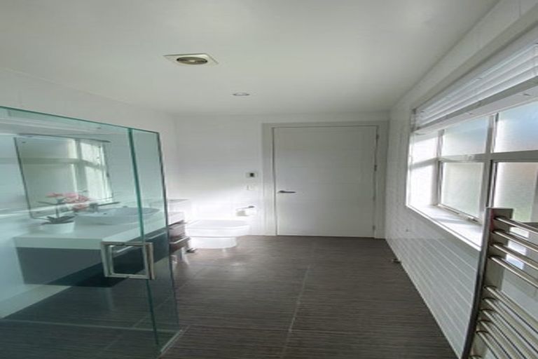 Photo of property in 23 Rue D' Amarres, Gulf Harbour, Whangaparaoa, 0930