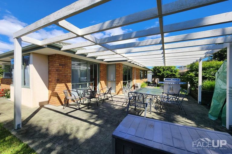 Photo of property in 20 Starlight Cove, Hobsonville, Auckland, 0618
