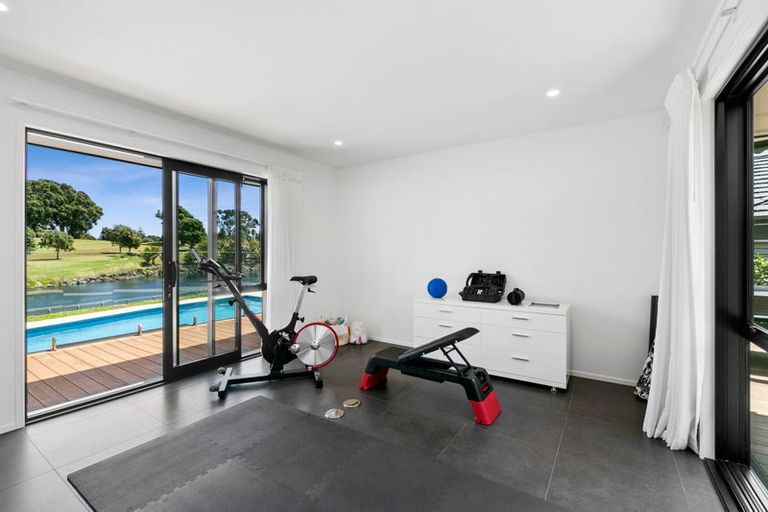 Photo of property in 49b Links Drive, Waiwhakaiho, New Plymouth, 4312