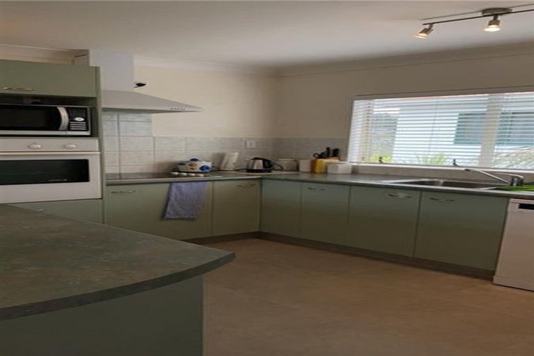 Photo of property in 3/603 Whangaparaoa Road, Stanmore Bay, Whangaparaoa, 0932