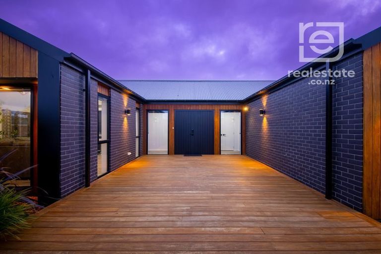 Photo of property in 14 Muirhill Street, Halswell, Christchurch, 8025