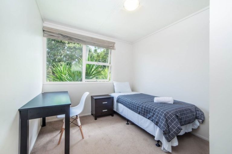 Photo of property in 1/37 Becroft Drive, Forrest Hill, Auckland, 0620
