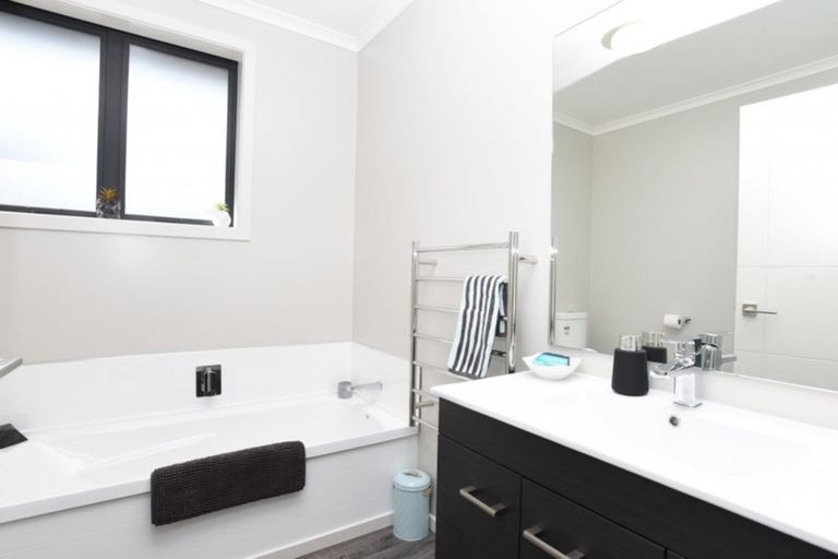 Photo of property in 38 Prince Street, Winton, 9720