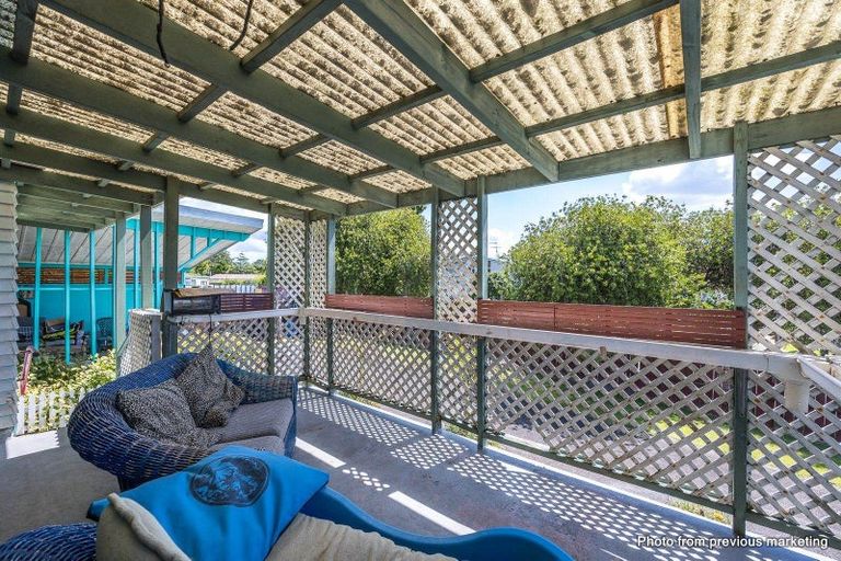 Photo of property in 50 Harrington Road, Henderson, Auckland, 0610