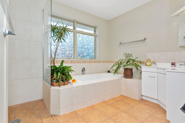 Photo of property in 2 Holmwood Park Drive, Morrinsville, 3300