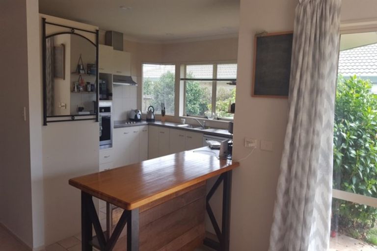 Photo of property in 43 Santa Monica Drive, Papamoa Beach, Papamoa, 3118