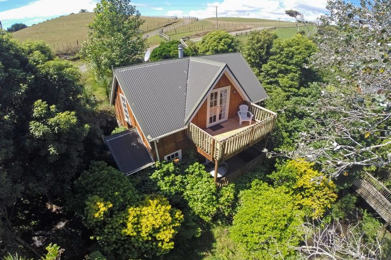Photo of property in 349 Wainui Road, Raglan, 3297
