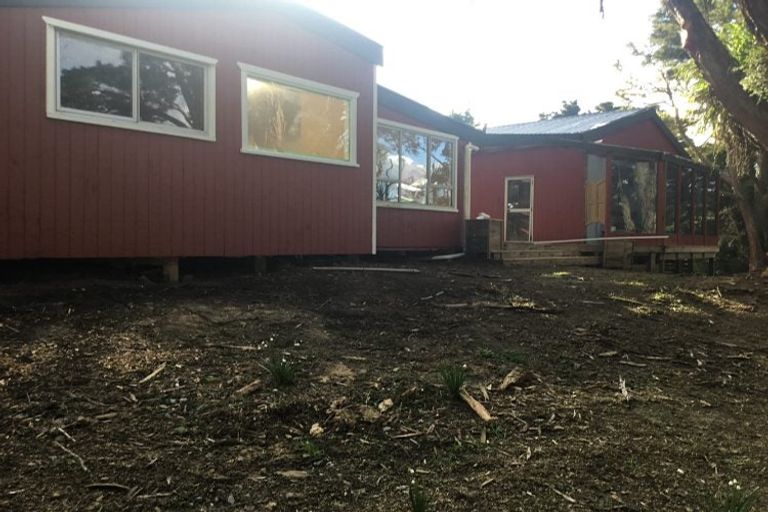 Photo of property in 581 Valley Road, Kaiwaka, 0573