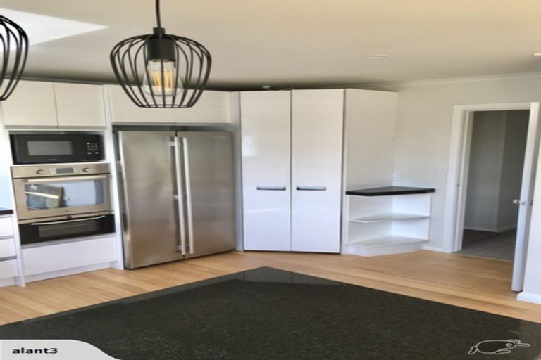 Photo of property in 15 Raynbird Street, Company Bay, Dunedin, 9014