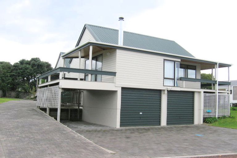 Photo of property in 4 Braddock Grove, Pauanui, Hikuai, 3579