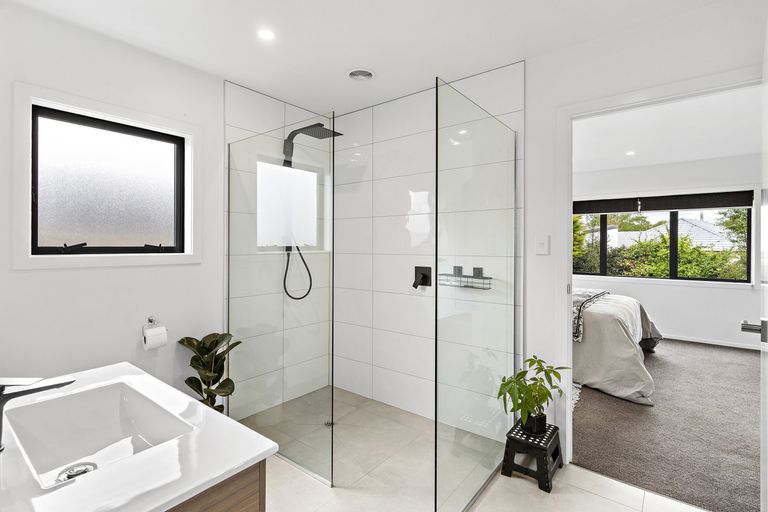 Photo of property in 17 Tarata Grove, Lansdowne, Masterton, 5810