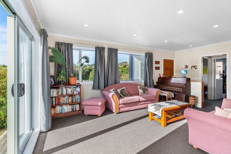 Photo of property in 86 Fraser Avenue, Johnsonville, Wellington, 6037