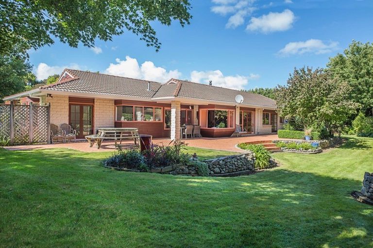 Photo of property in 10 Guinane Street, Dannevirke, 4930