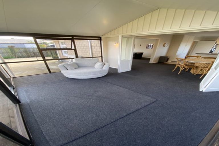 Photo of property in 145 Wairakei Road, Bryndwr, Christchurch, 8053