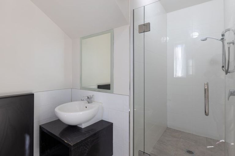 Photo of property in 8a Rotherham Street, Riccarton, Christchurch, 8041