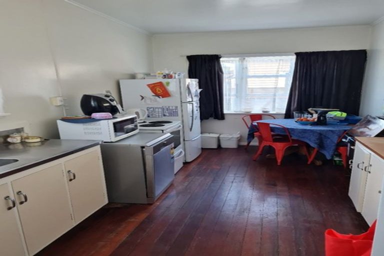 Photo of property in 25 Gadsby Street, Avalon, Lower Hutt, 5011