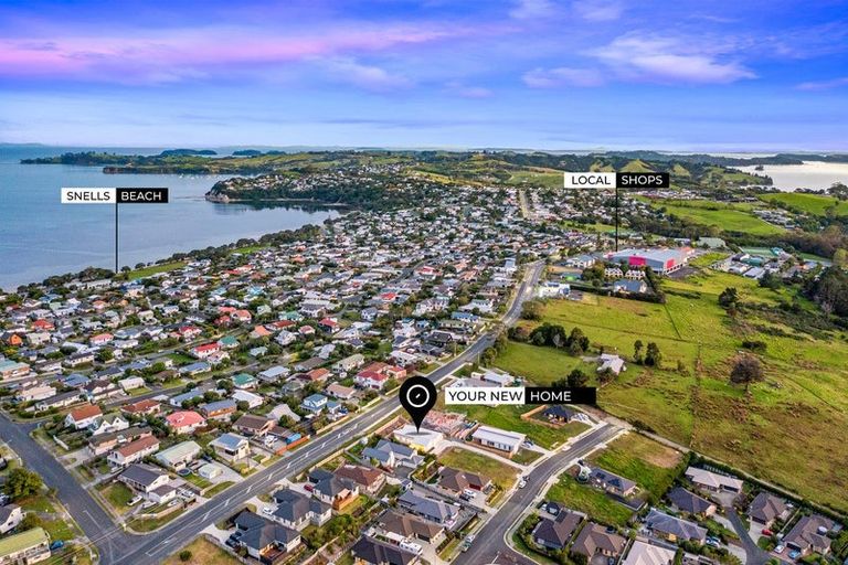 Photo of property in 31 Hewson Drive, Snells Beach, 0920