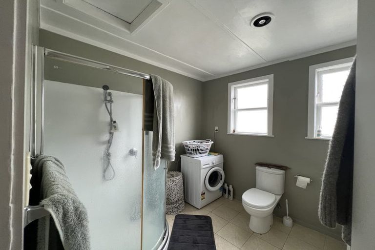 Photo of property in 182 Lake Road, Belmont, Auckland, 0622