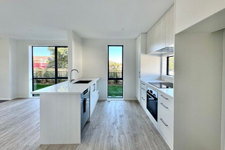 Photo of property in 39a Omana Road, Papatoetoe, Auckland, 2025