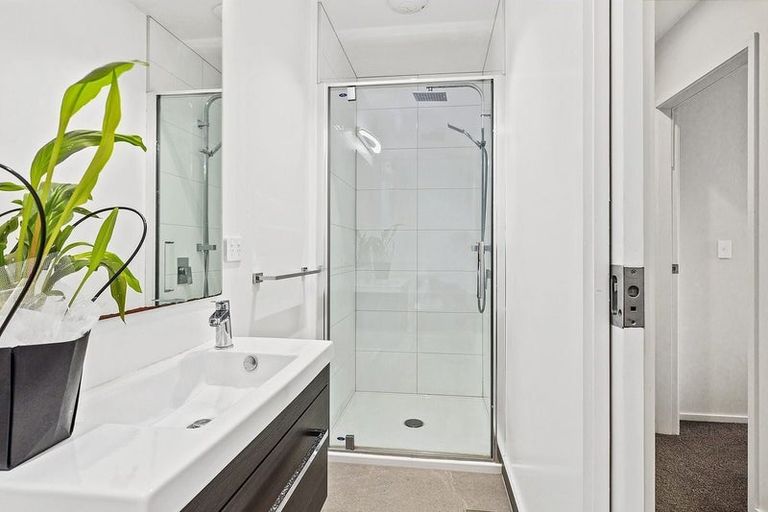 Photo of property in 92 Downing Street, Crofton Downs, Wellington, 6035