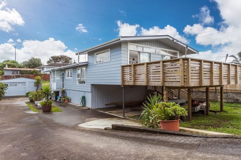 Photo of property in 17 Mclennan Road, Mount Wellington, Auckland, 1062