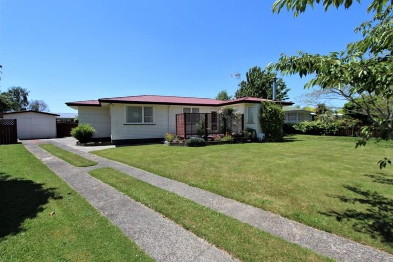 Photo of property in 16 Kenmore Place, Tokoroa, 3420