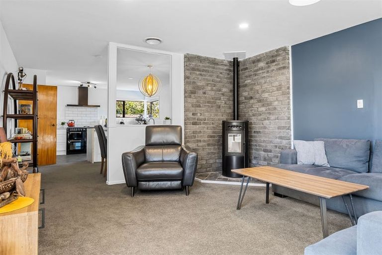 Photo of property in 12 Dunbarton Street, Redwood, Christchurch, 8051