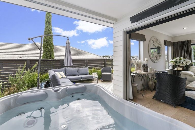 Photo of property in 31 Discovery Drive, Gulf Harbour, Whangaparaoa, 0930