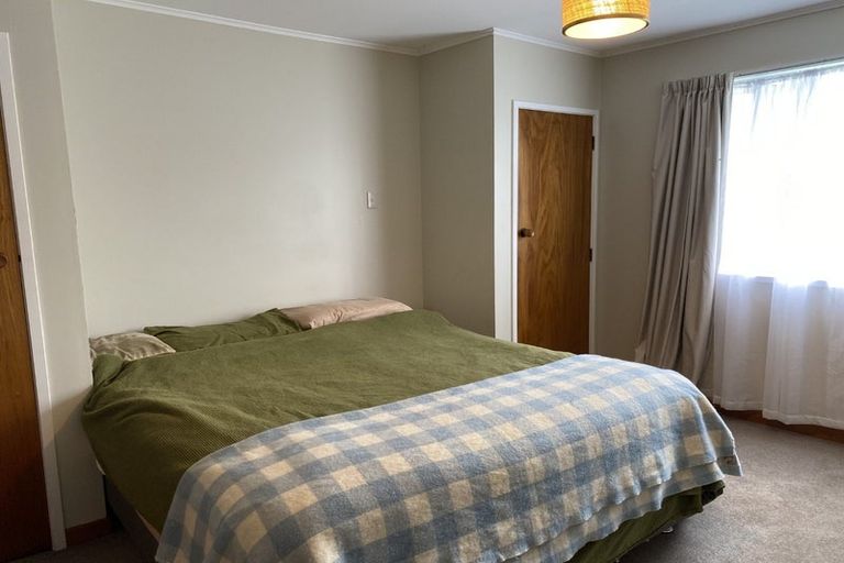 Photo of property in 60a Puketapu Road, Taradale, Napier, 4112