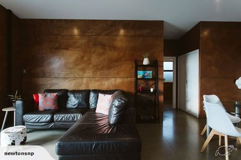 Photo of property in 7b Lyn Street, Lynmouth, New Plymouth, 4310