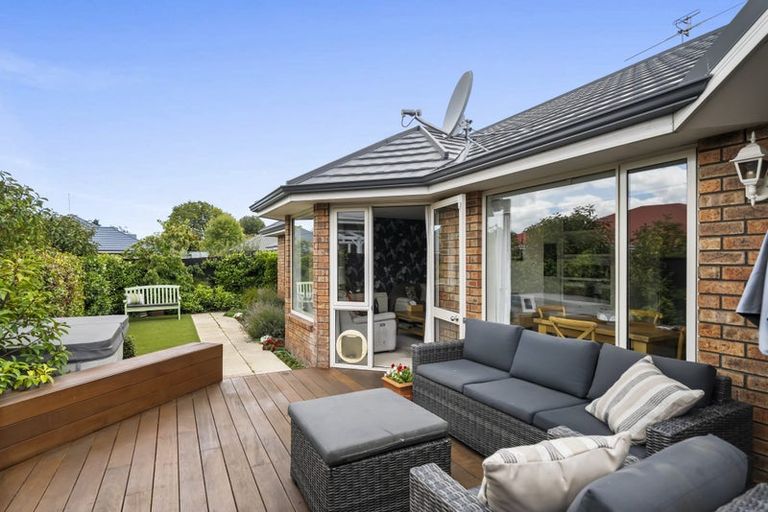 Photo of property in 3 Ashmore Lane, Strowan, Christchurch, 8052