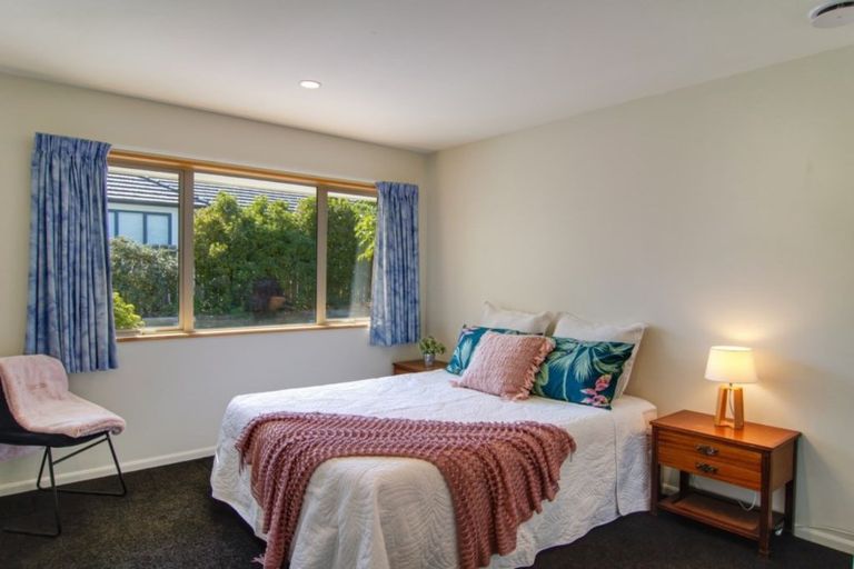 Photo of property in 39 Elm Tree Avenue, Frankton, Queenstown, 9300
