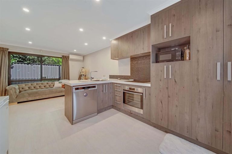 Photo of property in 1/1 Brooklyn Road, Claudelands, Hamilton, 3214