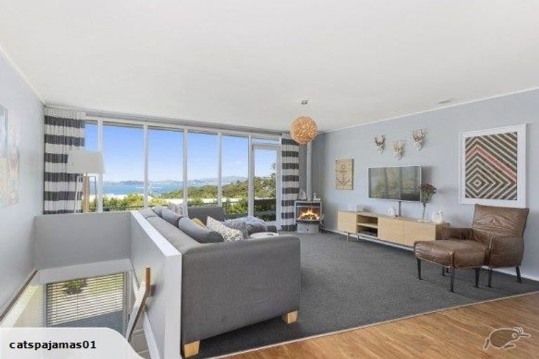 Photo of property in 267b Dowse Drive, Maungaraki, Lower Hutt, 5010