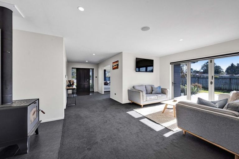 Photo of property in 4 Biron Place, Stratford, 4332