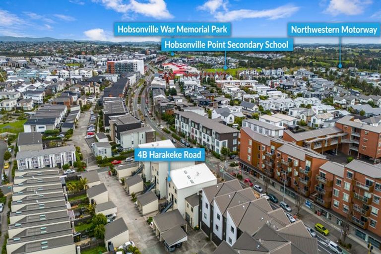 Photo of property in 17 Kanuka Road, Hobsonville, Auckland, 0616