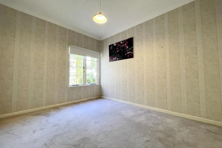 Photo of property in 40 Matai Road, Greenlane, Auckland, 1051