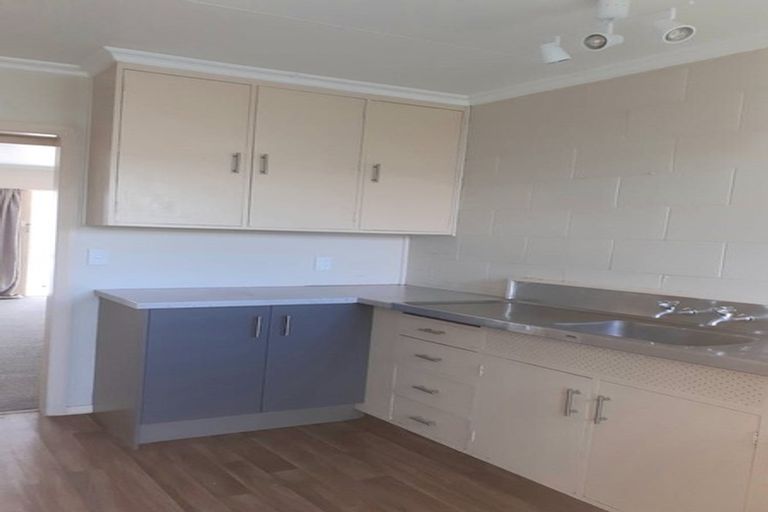 Photo of property in 6-7 Russell Street, Feilding, 4702