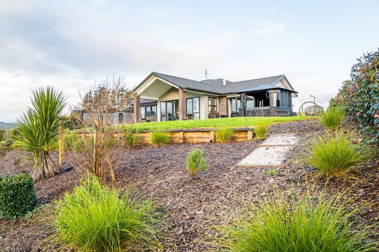 Photo of property in 8 Awatiro Drive, Kaukapakapa, 0871