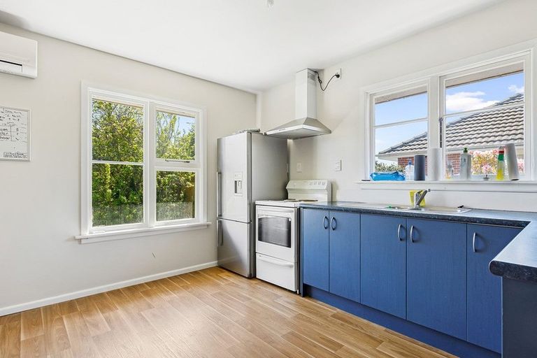 Photo of property in 12 Haslett Place, Upper Riccarton, Christchurch, 8041