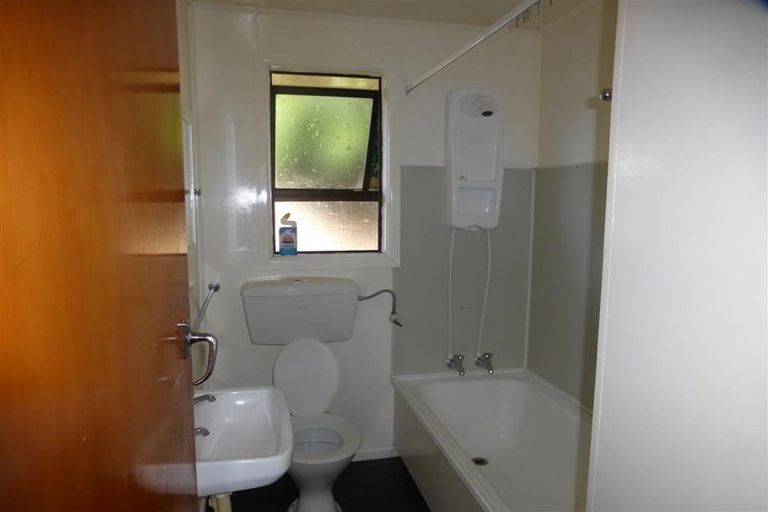 Photo of property in 2/129 Geraldine Street, Edgeware, Christchurch, 8013