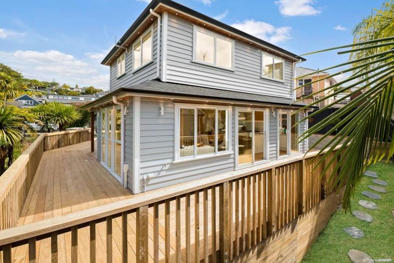 Photo of property in 56 Matipo Road, Mairangi Bay, Auckland, 0630