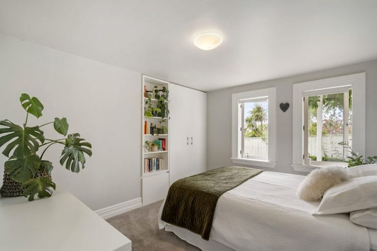 Photo of property in 73 Hinemoa Street, Birkenhead, Auckland, 0626