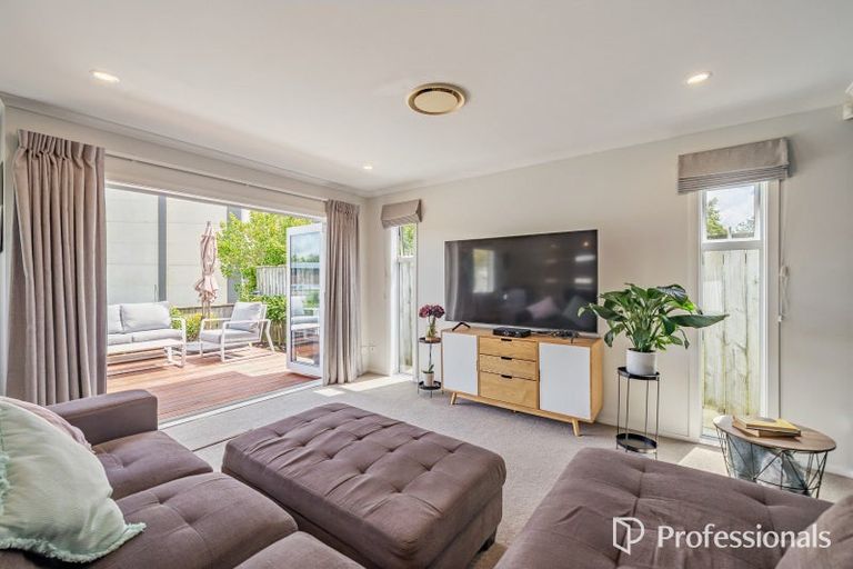 Photo of property in 9b Taita Drive, Boulcott, Lower Hutt, 5011