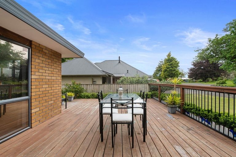 Photo of property in 82b Kawaha Point Road, Kawaha Point, Rotorua, 3010