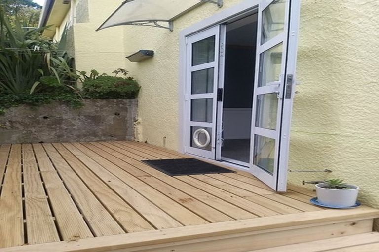 Photo of property in 5 Harland Street, Brooklyn, Wellington, 6021