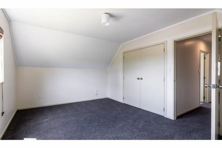 Photo of property in 3/54 Swanson Road, Henderson, Auckland, 0610