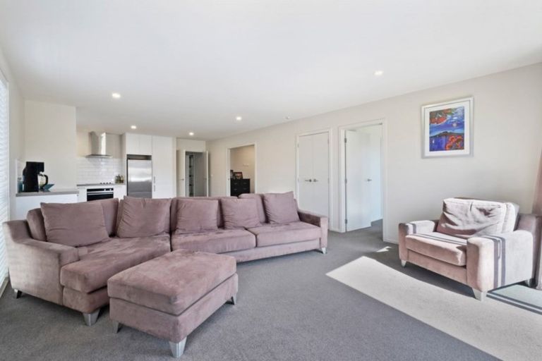 Photo of property in 9 Mount Creighton Crescent, Wanaka, 9305